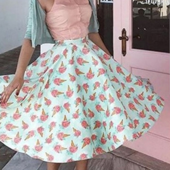 Voodoo Vixen Dresses & Skirts - Retro Pin-up Vintage Voodoo Vixen Full Midi Skirt Ice Cream Floral Clowncore S
